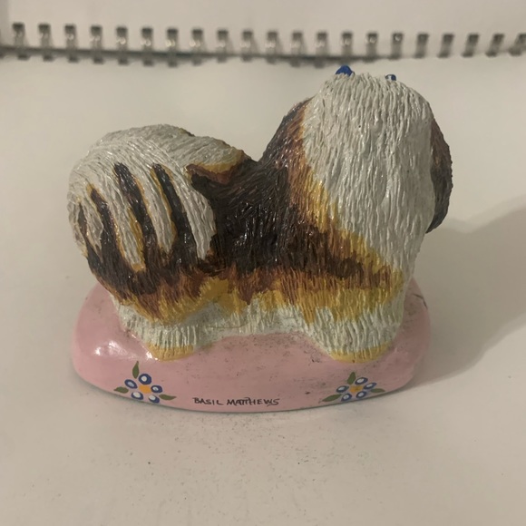 Vintage Basil Matthews Dog Shih Tzu Lhasa Apso on Pink Pillow Figurine - Picture 3 of 6